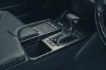 Lexus ES300h with Digital Door Monitors 2020 года (UK)